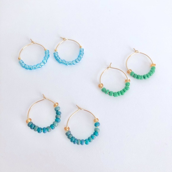 New Hand Beaded Hoop Earrings Artisan Unique Gifts Iridescent Pastel Blue Aqua - Picture 3 of 7